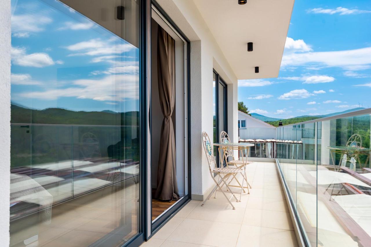 Villa Lucatoni - Heated Pool Sibenik Exterior photo